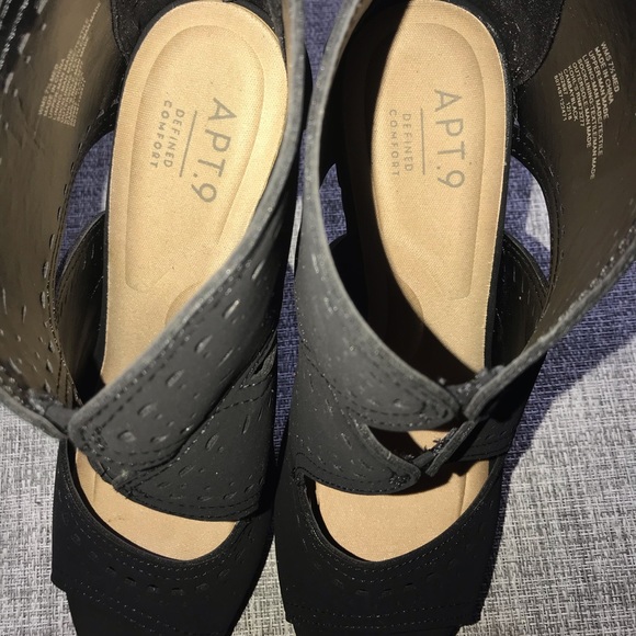 Apt.9 Heels - Picture 6 of 8